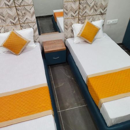 Hotel Dolphin Residency Patan  Luaran gambar
