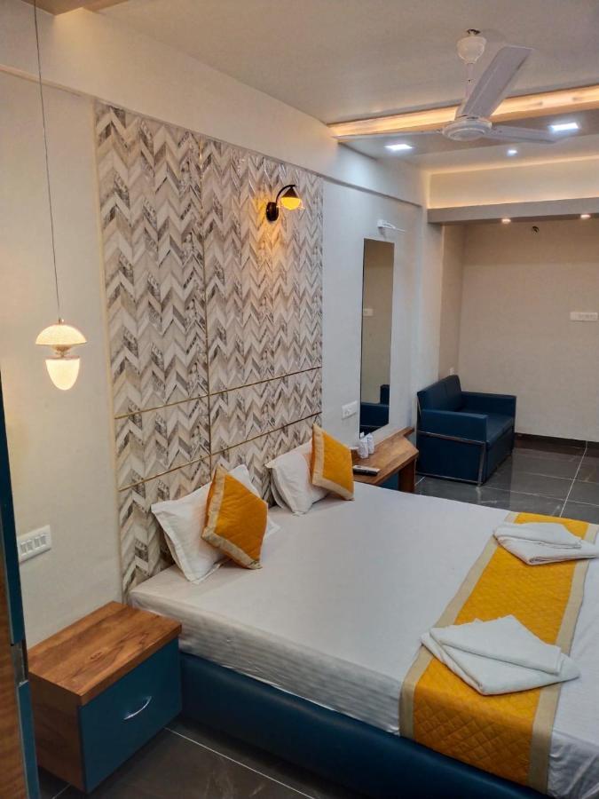 Hotel Dolphin Residency Patan  Luaran gambar