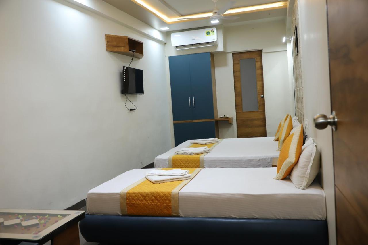 Hotel Dolphin Residency Patan  Luaran gambar