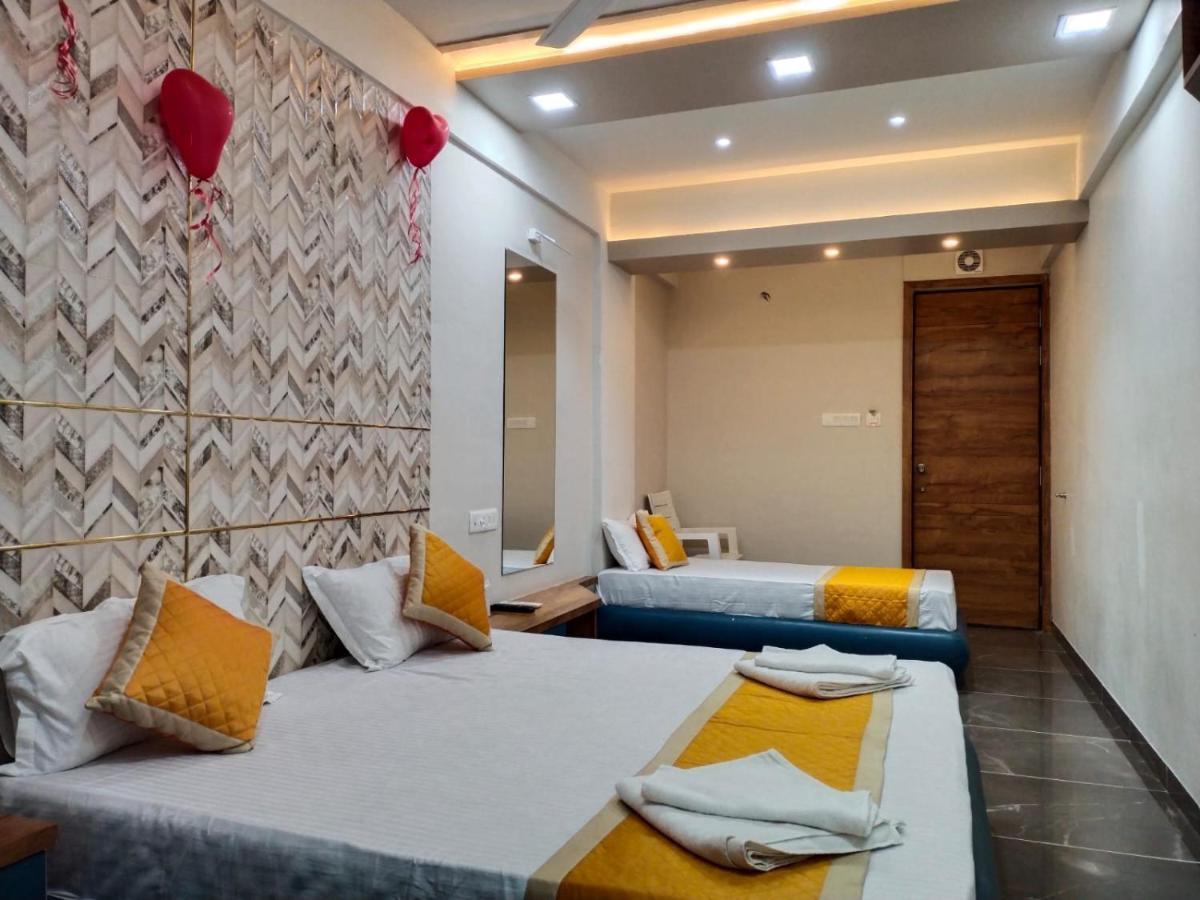 Hotel Dolphin Residency Patan  Luaran gambar